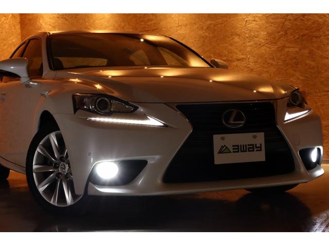 IS IS250 夏冬タイヤ 黒半革 ドラレコ パワーシート Bカメラ 純正SDナビ/地デジ CD/DVD/Bluetooth レーダークルーズ ステアヒーター/シートヒーター コーナーセンサー ETC 寒冷地仕様車(18枚目)