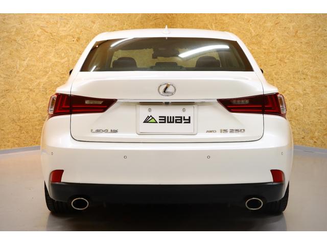 IS IS250 夏冬タイヤ 黒半革 ドラレコ パワーシート Bカメラ 純正SDナビ/地デジ CD/DVD/Bluetooth レーダークルーズ ステアヒーター/シートヒーター コーナーセンサー ETC 寒冷地仕様車(26枚目)