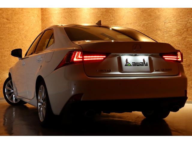 IS IS250 夏冬タイヤ 黒半革 ドラレコ パワーシート Bカメラ 純正SDナビ/地デジ CD/DVD/Bluetooth レーダークルーズ ステアヒーター/シートヒーター コーナーセンサー ETC 寒冷地仕様車(69枚目)