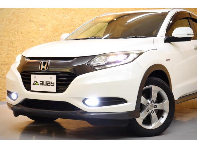 ヴェゼル ハイブリッドＸ・Ｌパッケージ　８型ＳＤナビ　黒半革　衝突軽減ブレーキ　バックカメラ　ＥＴＣ　シートヒーター　クルーズコントロール　パドルシフト　ＬＥＤヘッドライト／ＬＥＤフォグ／ＬＥＤテール　ＬＥＤルームランプ　純正１７インチＡＷ（30枚目）