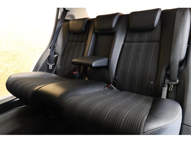 ヴェゼル ハイブリッドＸ・Ｌパッケージ　８型ＳＤナビ　黒半革　衝突軽減ブレーキ　バックカメラ　ＥＴＣ　シートヒーター　クルーズコントロール　パドルシフト　ＬＥＤヘッドライト／ＬＥＤフォグ／ＬＥＤテール　ＬＥＤルームランプ　純正１７インチＡＷ（55枚目）