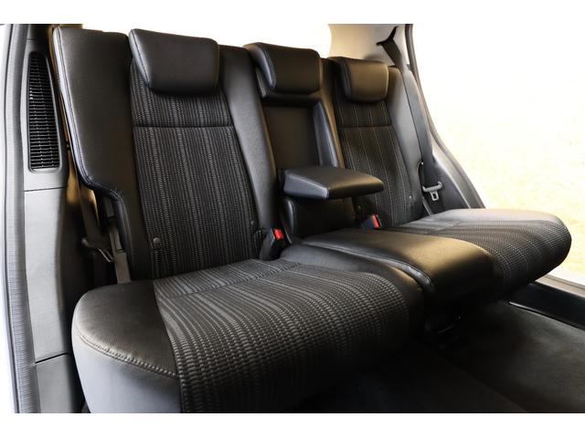 ヴェゼル ハイブリッドＸ・Ｌパッケージ　８型ＳＤナビ　黒半革　衝突軽減ブレーキ　バックカメラ　ＥＴＣ　シートヒーター　クルーズコントロール　パドルシフト　ＬＥＤヘッドライト／ＬＥＤフォグ／ＬＥＤテール　ＬＥＤルームランプ　純正１７インチＡＷ（57枚目）