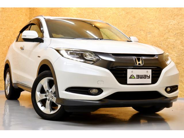 ヴェゼル ハイブリッドＸ・Ｌパッケージ　８型ＳＤナビ　黒半革　衝突軽減ブレーキ　バックカメラ　ＥＴＣ　シートヒーター　クルーズコントロール　パドルシフト　ＬＥＤヘッドライト／ＬＥＤフォグ／ＬＥＤテール　ＬＥＤルームランプ　純正１７インチＡＷ（70枚目）