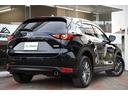 ＣＸ－５ ＸＤ　Ｌパッケージ　ＢＯＳＥ　黒革シート　エンスタ　パワーバックドア　ＢＳＭ／ＲＣＴＡ／ＨＵＤ　　シートヒーター　ステアヒーター　レーダークルーズ　純正ＳＤナビ　バックカメラ　ＥＴＣ　ＢＳＭ　ＲＣＴＡ　ＬＥＤヘッドライト（7枚目）