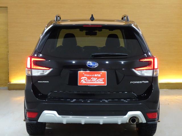 フォレスター プレミアム 4WD/本州仕入/STiエアロ/RAYS18AW/黒本革/PWゲート/スマートリアビューミラー/3点カメラ/ナビTVブルートゥースDVD/ETC/LEDヘッド&フォグ/前後席ヒーター/ルーフレール(4枚目)