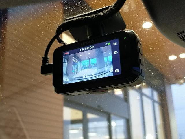 オデッセイ アブソルート・ＥＸ　Ｂｌｕｅｔｏｏｔｈ－ＤＶＤ対応フルセグナビ／マルチビューカメラ／ＥＴＣ２．０／ホンダセンシング／ＬＥＤヘッドライト／前後ドライブレコーダー／リモコンエンジンスターター（65枚目）