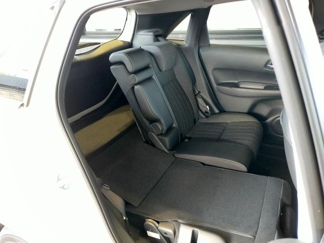 フィット ｅ：ＨＥＶホーム　当社社有車アップ／Ｂｌｕｅｔｏｏｔｈ対応ナビ／バックカメラ／ドライブレコーダー／ＥＴＣ／ＬＥＤヘッドライト／夏冬タイヤ（26枚目）