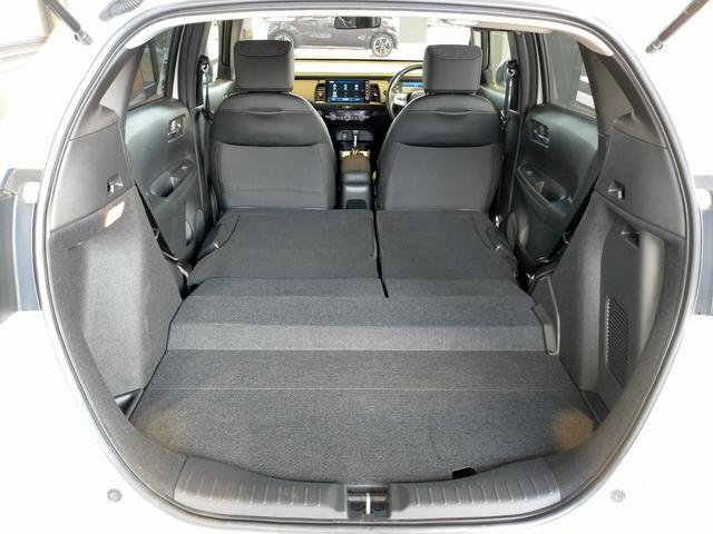 フィット ｅ：ＨＥＶホーム　当社社有車アップ／Ｂｌｕｅｔｏｏｔｈ対応ナビ／バックカメラ／ドライブレコーダー／ＥＴＣ／ＬＥＤヘッドライト／夏冬タイヤ（32枚目）