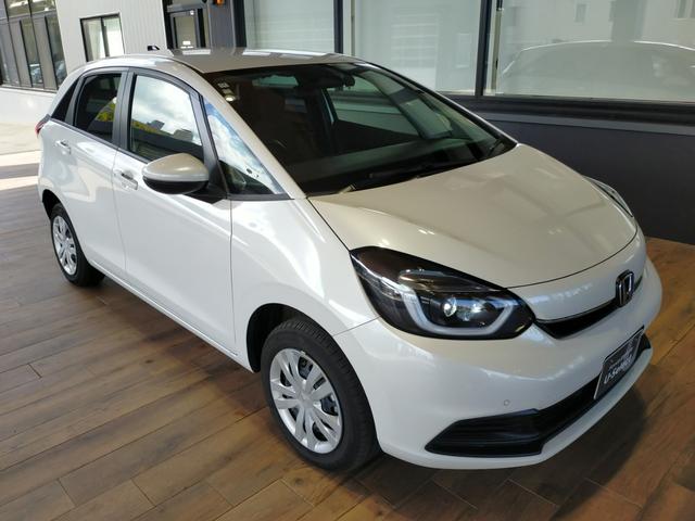 フィット ｅ：ＨＥＶホーム　当社社有車アップ／Ｂｌｕｅｔｏｏｔｈ対応ナビ／バックカメラ／ドライブレコーダー／ＥＴＣ／ＬＥＤヘッドライト／夏冬タイヤ（64枚目）