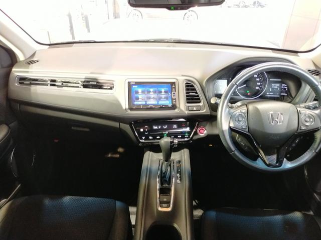 ヴェゼル Ｘ・ホンダセンシング　Ｂｌｕｅｔｏｏｔｈ－ＤＶＤ対応フルセグナビ／３モードバックカメラ／ＥＴＣ／ホンダセンシング／ＬＥＤヘッドライト／ステアリングリモコン／フロントドライブレコーダー／リモコンエンジンスターター（4枚目）