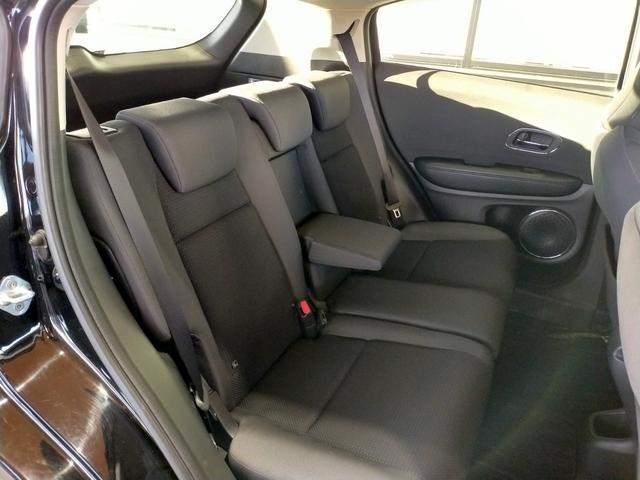 ヴェゼル Ｘ・ホンダセンシング　Ｂｌｕｅｔｏｏｔｈ－ＤＶＤ対応フルセグナビ／３モードバックカメラ／ＥＴＣ／ホンダセンシング／ＬＥＤヘッドライト／ステアリングリモコン／フロントドライブレコーダー／リモコンエンジンスターター（6枚目）