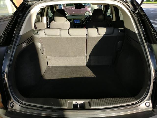 ヴェゼル Ｘ・ホンダセンシング　Ｂｌｕｅｔｏｏｔｈ－ＤＶＤ対応フルセグナビ／３モードバックカメラ／ＥＴＣ／ホンダセンシング／ＬＥＤヘッドライト／ステアリングリモコン／フロントドライブレコーダー／リモコンエンジンスターター（32枚目）