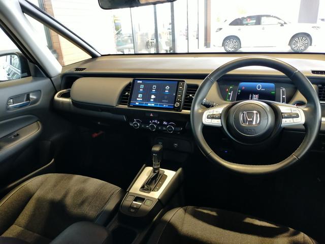 フィット e:HEVホーム 当社社有車アップ/Bluetooth対応ナビ/バックカメラ/ドライブレコーダー/ETC/LEDヘッドライト/夏冬タイヤ(38枚目)