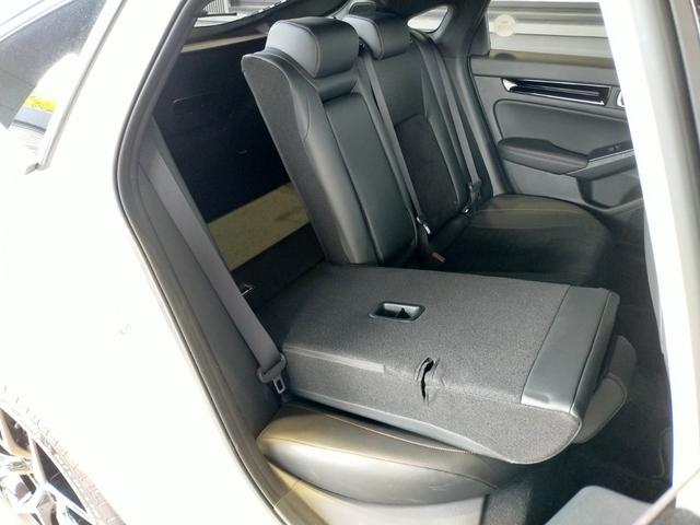 シビック e:HEV Bluetooth対応ホンダコネクトナビ/3モードバックカメラ/BOSEサウンドシステム/LEDヘッドライト/ETC2.0/ブラインドスポットインフォ/前後ドライブレコーダー/夏冬タイヤセット(21枚目)