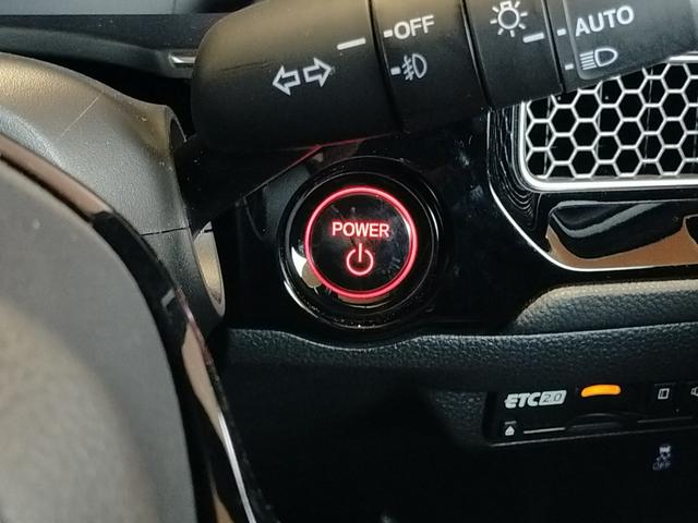 シビック e:HEV Bluetooth対応ホンダコネクトナビ/3モードバックカメラ/BOSEサウンドシステム/LEDヘッドライト/ETC2.0/ブラインドスポットインフォ/前後ドライブレコーダー/夏冬タイヤセット(37枚目)