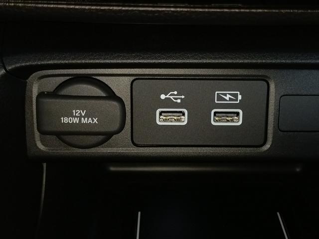 シビック e:HEV Bluetooth対応ホンダコネクトナビ/3モードバックカメラ/BOSEサウンドシステム/LEDヘッドライト/ETC2.0/ブラインドスポットインフォ/前後ドライブレコーダー/夏冬タイヤセット(42枚目)