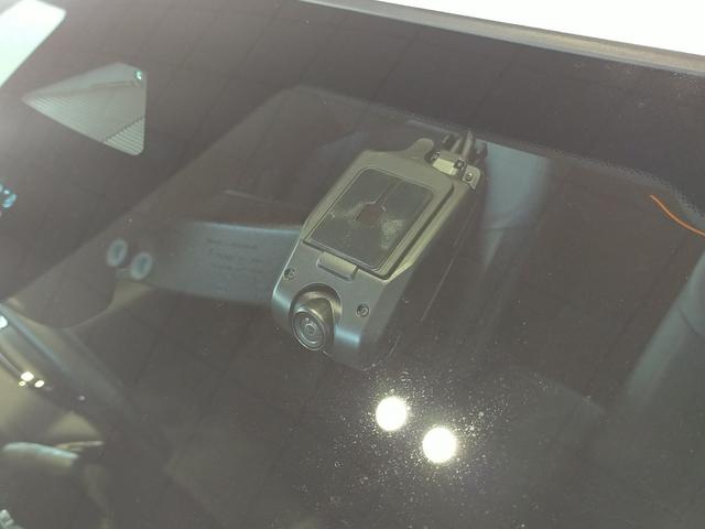 シビック e:HEV Bluetooth対応ホンダコネクトナビ/3モードバックカメラ/BOSEサウンドシステム/LEDヘッドライト/ETC2.0/ブラインドスポットインフォ/前後ドライブレコーダー/夏冬タイヤセット(62枚目)