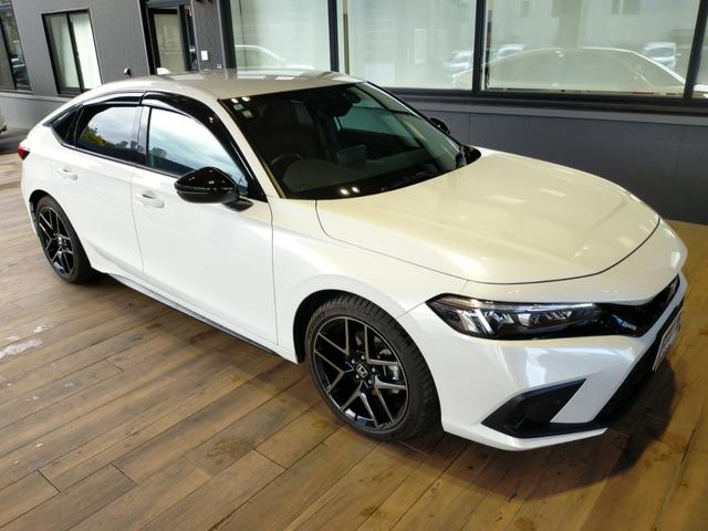 シビック e:HEV Bluetooth対応ホンダコネクトナビ/3モードバックカメラ/BOSEサウンドシステム/LEDヘッドライト/ETC2.0/ブラインドスポットインフォ/前後ドライブレコーダー/夏冬タイヤセット(64枚目)