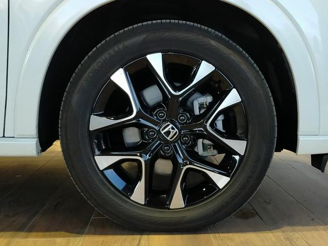 ZR-V e:HEVZ Bluetooth対応ホンダコネクトナビ/マルチビューカメラ/ETC2.0/BOSEサウンドシステム/ブラインドスポットインフォメーション/LEDフォグライト/パワーテールゲート/夏冬タイヤセット(22枚目)