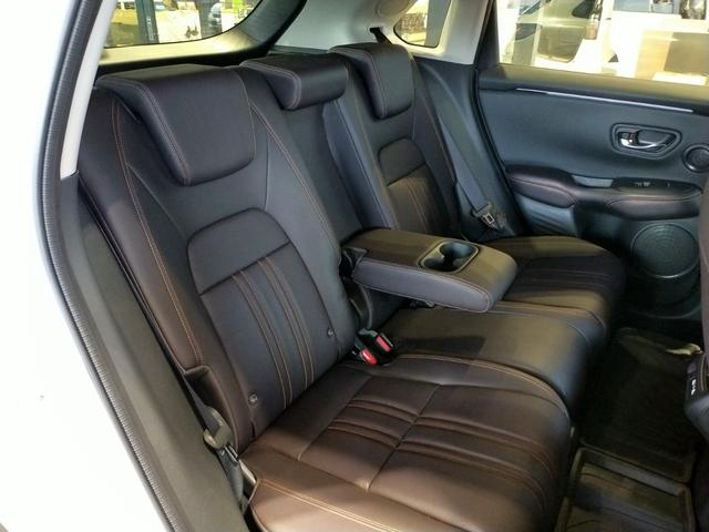 ZR-V e:HEVZ Bluetooth対応ホンダコネクトナビ/マルチビューカメラ/ETC2.0/BOSEサウンドシステム/ブラインドスポットインフォメーション/LEDフォグライト/パワーテールゲート/夏冬タイヤセット(28枚目)