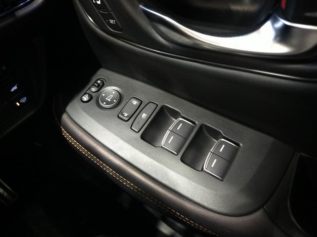 ZR-V e:HEVZ Bluetooth対応ホンダコネクトナビ/マルチビューカメラ/ETC2.0/BOSEサウンドシステム/ブラインドスポットインフォメーション/LEDフォグライト/パワーテールゲート/夏冬タイヤセット(55枚目)