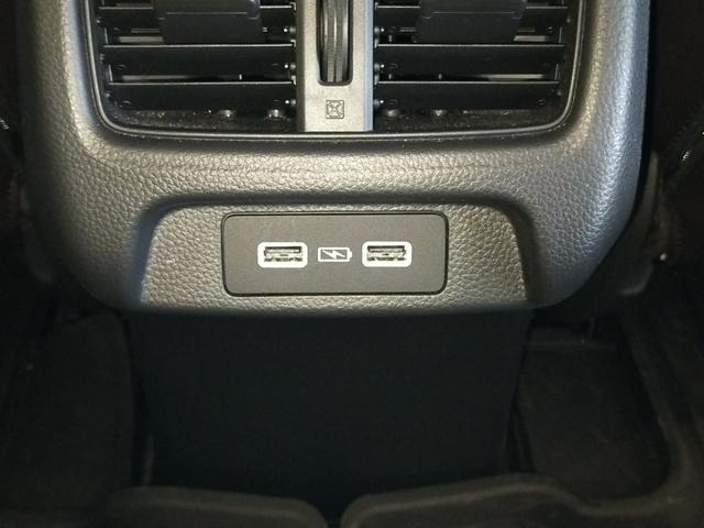 ZR-V e:HEVZ Bluetooth対応ホンダコネクトナビ/マルチビューカメラ/ETC2.0/BOSEサウンドシステム/ブラインドスポットインフォメーション/LEDフォグライト/パワーテールゲート/夏冬タイヤセット(63枚目)