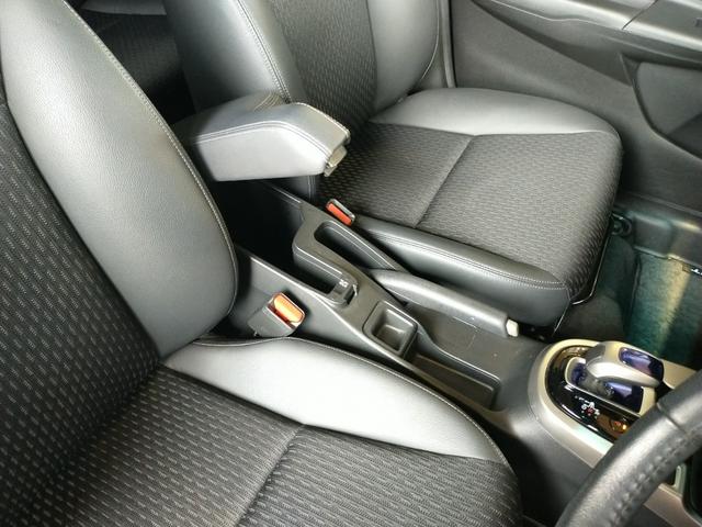 ■収納スペース■日常使いに便利な収納をしっかり確保。小物類を整理でき車内を快適な空間にすることができます。
