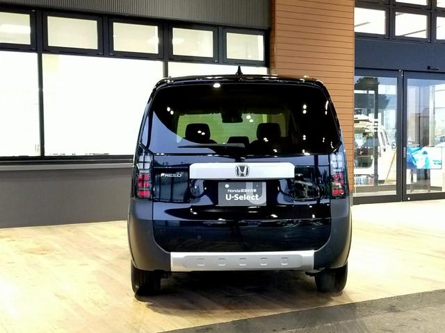フリード クロスター Bluetooth対応フルセグナビ/3モードバックカメラ/ETC/ホンダセンシング/LEDヘッドライト/両側電動スライドドア/ステアリングリモコン/夏冬タイヤセット(19枚目)