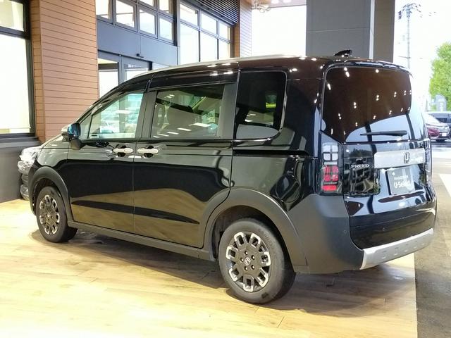 フリード クロスター Bluetooth対応フルセグナビ/3モードバックカメラ/ETC/ホンダセンシング/LEDヘッドライト/両側電動スライドドア/ステアリングリモコン/夏冬タイヤセット(20枚目)