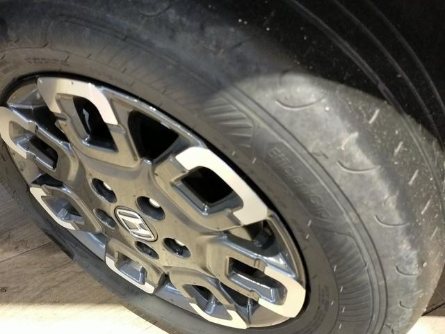 フリード クロスター Bluetooth対応フルセグナビ/3モードバックカメラ/ETC/ホンダセンシング/LEDヘッドライト/両側電動スライドドア/ステアリングリモコン/夏冬タイヤセット(24枚目)