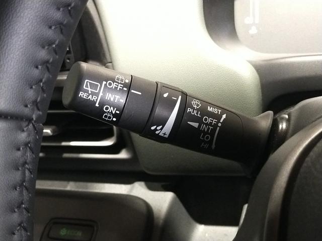 フリード クロスター Bluetooth対応フルセグナビ/3モードバックカメラ/ETC/ホンダセンシング/LEDヘッドライト/両側電動スライドドア/ステアリングリモコン/夏冬タイヤセット(39枚目)