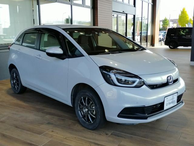 フィット e:HEVホーム Bluetooth対応ホンダコネクトナビ/3モードバックカメラ/ETC/ホンダセンシング/LEDヘッドライト/ステアリングリモコン/前後ドライブレコーダー(18枚目)