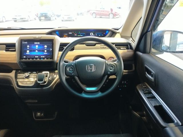 フリードハイブリッド ハイブリッド・Ｇ　Ｂｌｕｅｔｏｏｔｈ－ＤＶＤ対応フルセグナビ／３モードバックカメラ／リヤ席モニター／両側電動スライドドア／ＥＴＣ／ホンダセンシング／前後ドライブレコーダー／リモコンエンジンスターター／夏冬タイヤセット（33枚目）