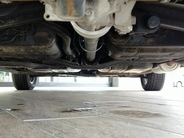 フィット ｅ：ＨＥＶホーム　Ｂｌｕｅｔｏｏｔｈ対応ワンセグナビ／３モードバックカメラ／ＥＴＣ／ホンダセンシング／ＬＥＤヘッドライト／ステアリングリモコン／フロントドライブレコーダー／リモコンエンジンスターター／夏冬タイヤセット（23枚目）