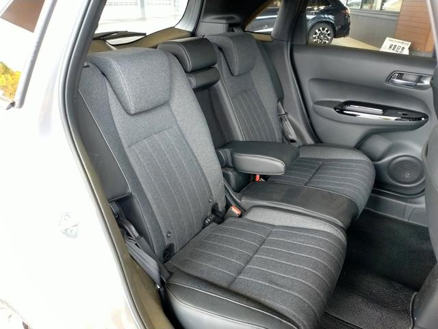 フィット ｅ：ＨＥＶホーム　Ｂｌｕｅｔｏｏｔｈ対応ワンセグナビ／３モードバックカメラ／ＥＴＣ／ホンダセンシング／ＬＥＤヘッドライト／ステアリングリモコン／フロントドライブレコーダー／リモコンエンジンスターター／夏冬タイヤセット（26枚目）