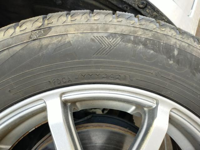 フィット ｅ：ＨＥＶホーム　Ｂｌｕｅｔｏｏｔｈ対応ワンセグナビ／３モードバックカメラ／ＥＴＣ／ホンダセンシング／ＬＥＤヘッドライト／ステアリングリモコン／フロントドライブレコーダー／リモコンエンジンスターター／夏冬タイヤセット（72枚目）