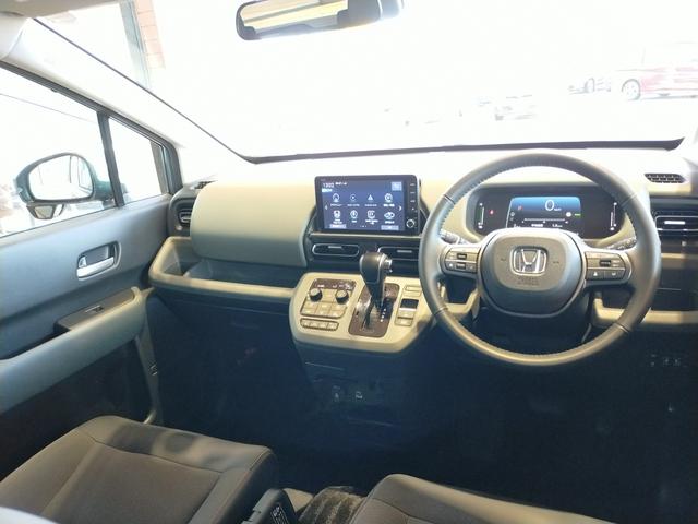 フリード ｅ：ＨＥＶクロスター　Ｂｌｕｅｔｏｏｔｈ対応ホンダコネクトフルセグナビ／マルチビューカメラ／ＥＴＣ２．０／ホンダセンシング／ＬＥＤヘッドライト／ステアリングリモコン／前後ドライブレコーダー／夏冬タイヤ付（40枚目）