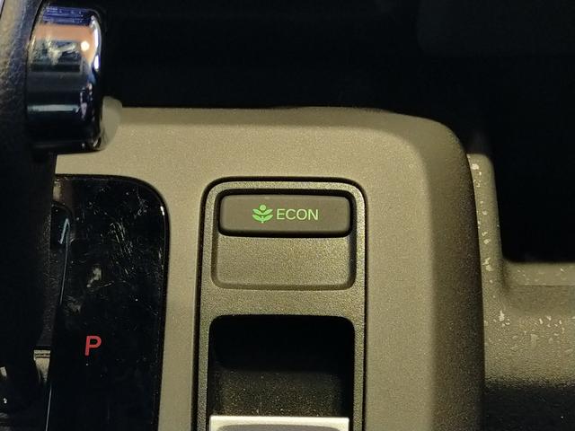 フリード ｅ：ＨＥＶクロスター　Ｂｌｕｅｔｏｏｔｈ対応ホンダコネクトフルセグナビ／マルチビューカメラ／ＥＴＣ２．０／ホンダセンシング／ＬＥＤヘッドライト／ステアリングリモコン／前後ドライブレコーダー／夏冬タイヤ付（46枚目）