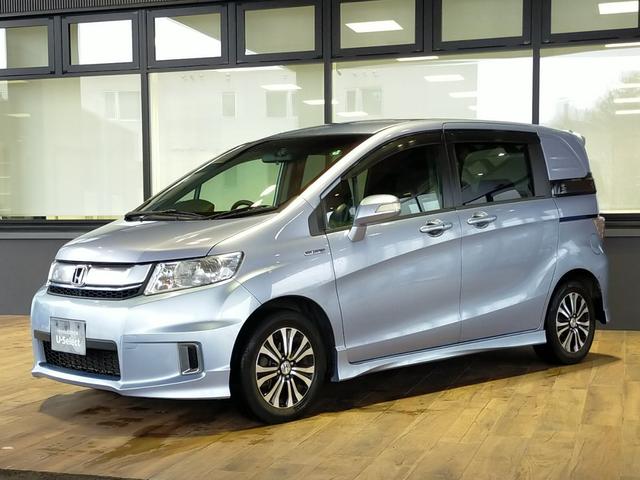 フリードスパイクハイブリッド ジャストセレクション Bluetooth-DVD対応フルセグナビ/バックカメラ/ETC/HIDヘッドライト/両側電動スライドドア/ステアリングリモコン/フロントドライブレコーダー/リモコンエンジンスターター(18枚目)