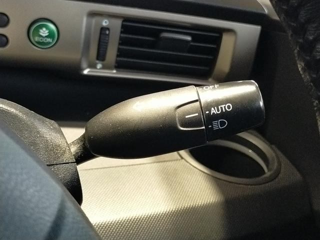 フリードスパイクハイブリッド ジャストセレクション Bluetooth-DVD対応フルセグナビ/バックカメラ/ETC/HIDヘッドライト/両側電動スライドドア/ステアリングリモコン/フロントドライブレコーダー/リモコンエンジンスターター(41枚目)