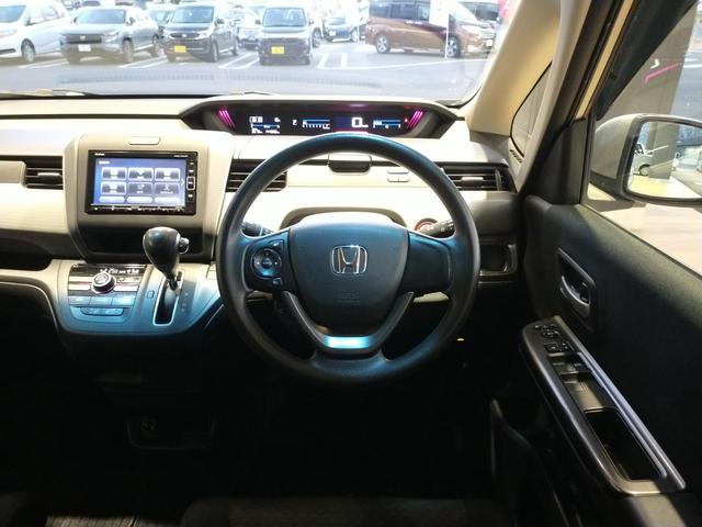 フリード+ G Bluetooth-DVD対応フルセグナビ/3モードバックカメラ/ETC/助手席側電動スライドドア/ステアリングリモコン/リモコンエンジンスターター(35枚目)