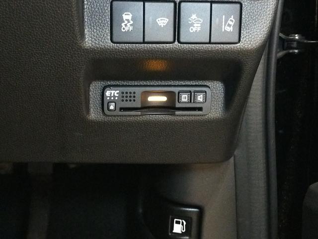 フリード+ クロスター・ホンダセンシング 5人乗り/Bluetooth対応純正ナビ/前後ドラレコ/両側電動スライドドア/サイドカーテンエアバッグ/シートヒーター(11枚目)