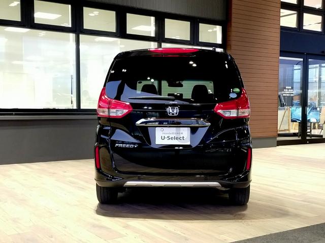 フリード+ クロスター・ホンダセンシング 5人乗り/Bluetooth対応純正ナビ/前後ドラレコ/両側電動スライドドア/サイドカーテンエアバッグ/シートヒーター(20枚目)
