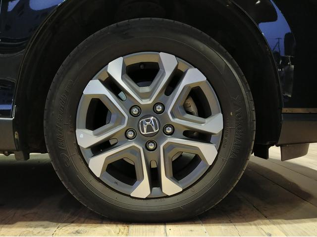 フリード+ クロスター・ホンダセンシング 5人乗り/Bluetooth対応純正ナビ/前後ドラレコ/両側電動スライドドア/サイドカーテンエアバッグ/シートヒーター(24枚目)