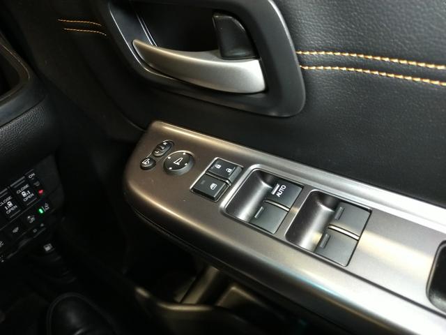 フリード+ クロスター・ホンダセンシング 5人乗り/Bluetooth対応純正ナビ/前後ドラレコ/両側電動スライドドア/サイドカーテンエアバッグ/シートヒーター(54枚目)