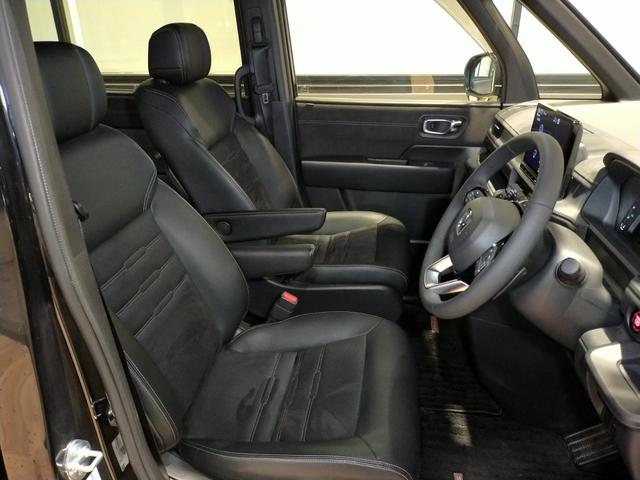 ステップワゴン スパーダプレミアムライン　Ｂｌｕｅｔｏｏｔｈ－ＤＶＤ対応純正フルセグナビ／マルチビューカメラ／ＥＴＣ／ブラインドスポットインフォ／両側電動スライドドア／オットマン付セカンドシート／前後ドライブレコーダー／夏冬タイヤセット（27枚目）