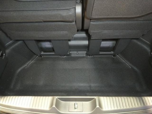 ステップワゴン スパーダプレミアムライン　Ｂｌｕｅｔｏｏｔｈ－ＤＶＤ対応純正フルセグナビ／マルチビューカメラ／ＥＴＣ／ブラインドスポットインフォ／両側電動スライドドア／オットマン付セカンドシート／前後ドライブレコーダー／夏冬タイヤセット（65枚目）