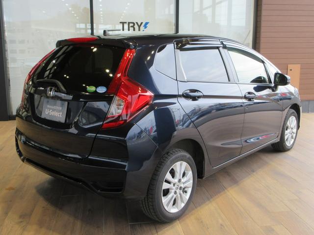 フィット １３Ｇ・Ｆパッケージコンフォートエディション　Ｂｌｕｅｔｏｏｔｈ－ＤＶＤ対応フルセグナビ／３モードバックカメラ／ＥＴＣ／ホンダセンシング／ＬＥＤヘッドライト／ステアリングリモコン／リモコンエンジンスターター／夏冬タイヤセット（2枚目）