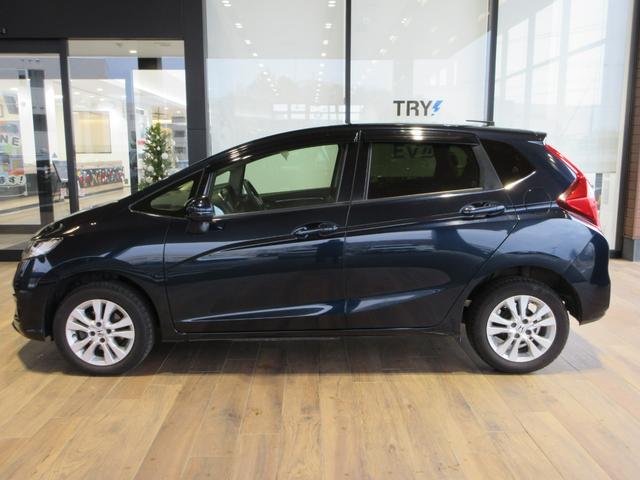 フィット １３Ｇ・Ｆパッケージコンフォートエディション　Ｂｌｕｅｔｏｏｔｈ－ＤＶＤ対応フルセグナビ／３モードバックカメラ／ＥＴＣ／ホンダセンシング／ＬＥＤヘッドライト／ステアリングリモコン／リモコンエンジンスターター／夏冬タイヤセット（23枚目）