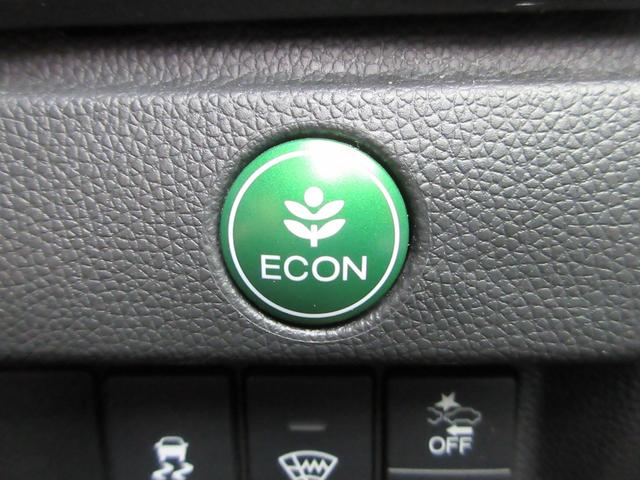 フィット １３Ｇ・Ｆパッケージコンフォートエディション　Ｂｌｕｅｔｏｏｔｈ－ＤＶＤ対応フルセグナビ／３モードバックカメラ／ＥＴＣ／ホンダセンシング／ＬＥＤヘッドライト／ステアリングリモコン／リモコンエンジンスターター／夏冬タイヤセット（50枚目）